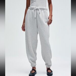 Lululemon Scuba Jogger Sweatpants